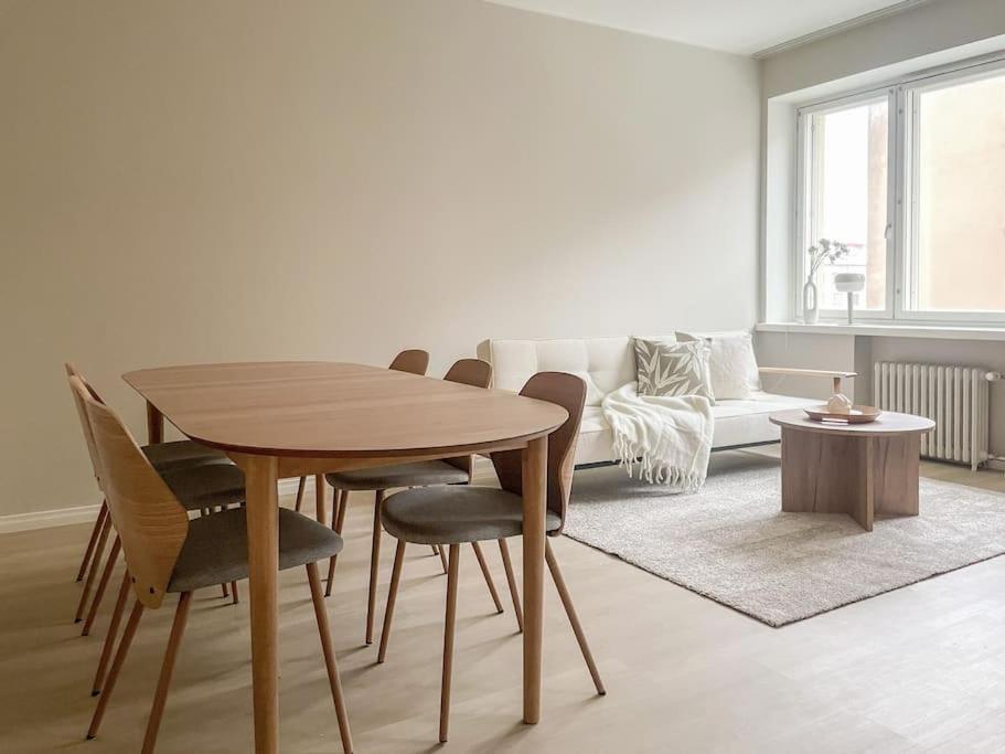 Central 1Br Next To The Park Helsinki Exterior photo